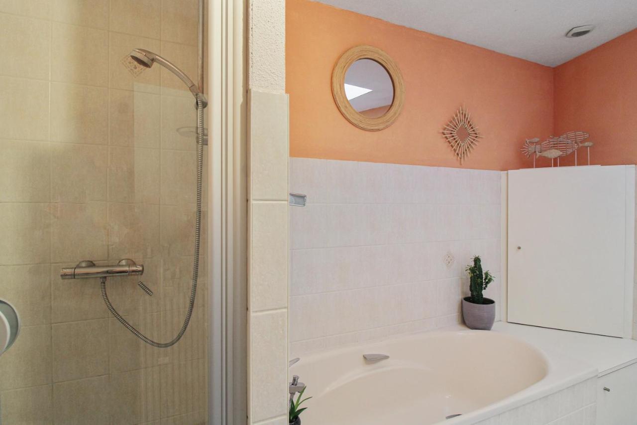 Maison Confortable Ornans + Jardin Екстериор снимка