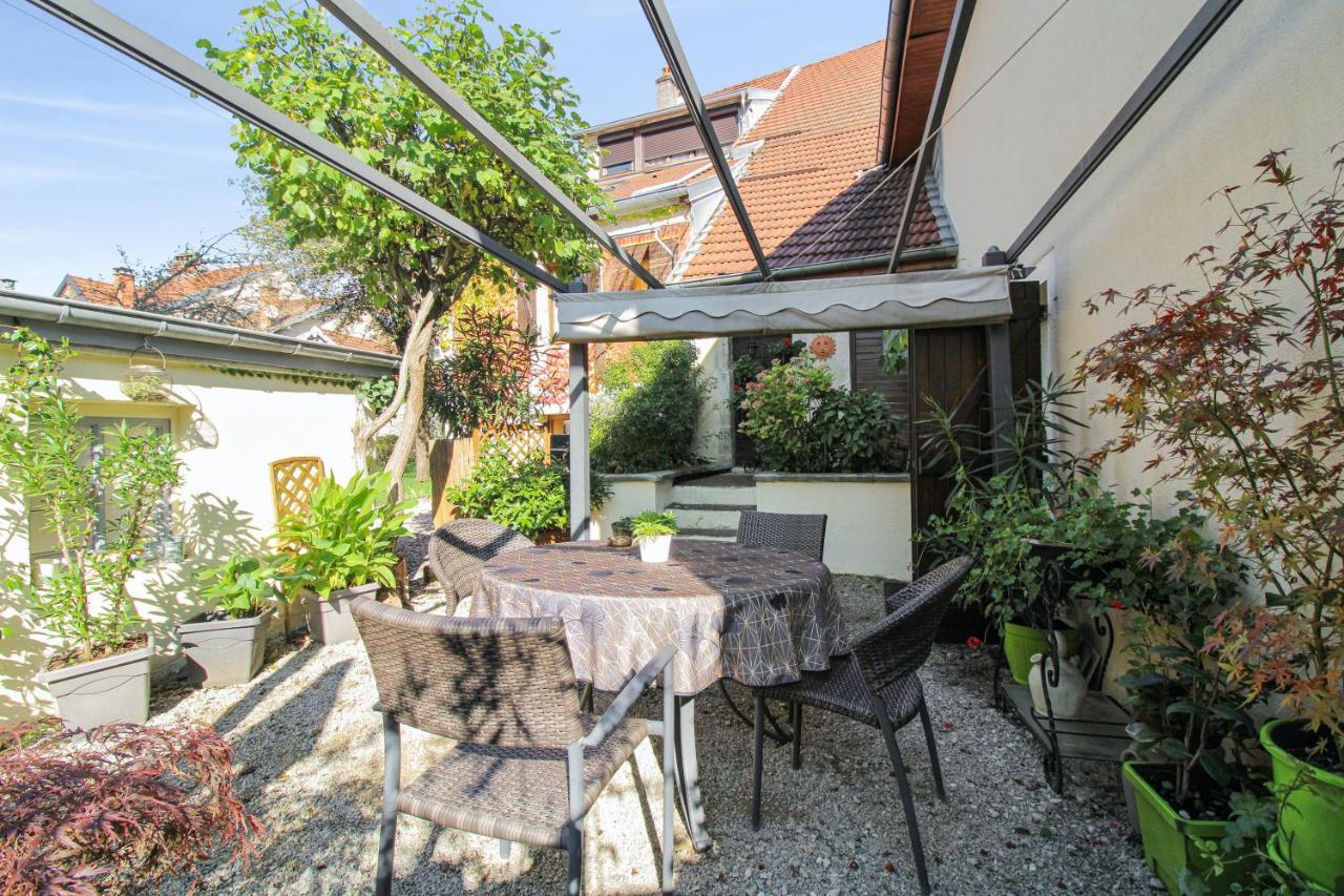 Maison Confortable Ornans + Jardin Екстериор снимка
